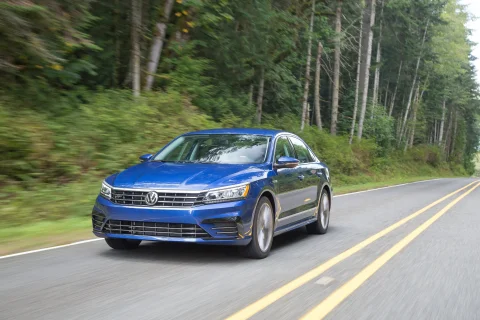 Volkswagen Passat 0-100 Kaç Saniye?