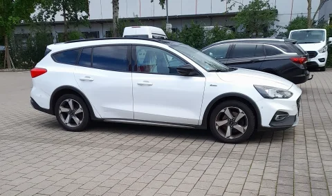 Ford Focus Sedan mı Hatchback mi?