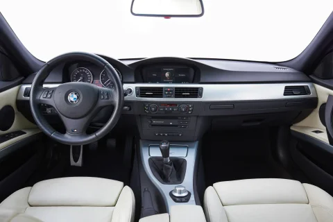 BMW E90 Kullanıcı Yorumları ve Deneyimleri