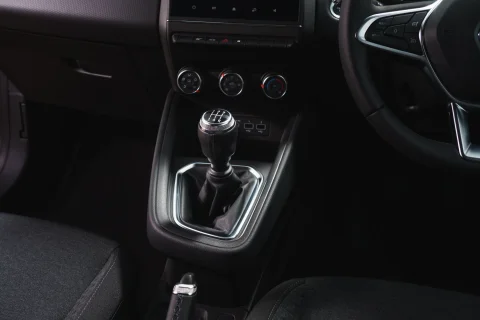 Renault Clio 5 Joy Özellikleri: Donanım, Konfor ve Güvenlik Rehberi