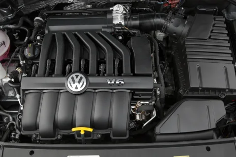 Volkswagen Passat Kronik Sorunları Nelerdir? B6, B7, B8 ve Motorlara Göre Yaygın Arızalar