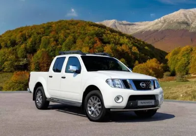 2010 model Nissan Navara 2.5 TDI otomatik